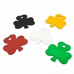 Pendant with engraving - Lucky clover leaf